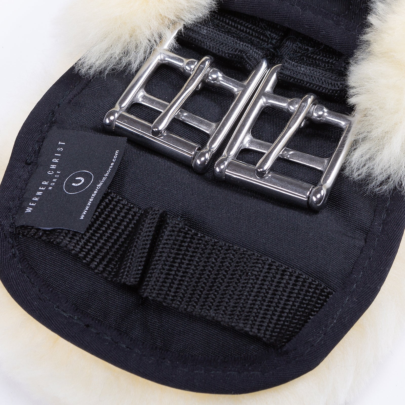 Christ Contour girth lambskin, 85-90 Saddles, Girths & Stirrups