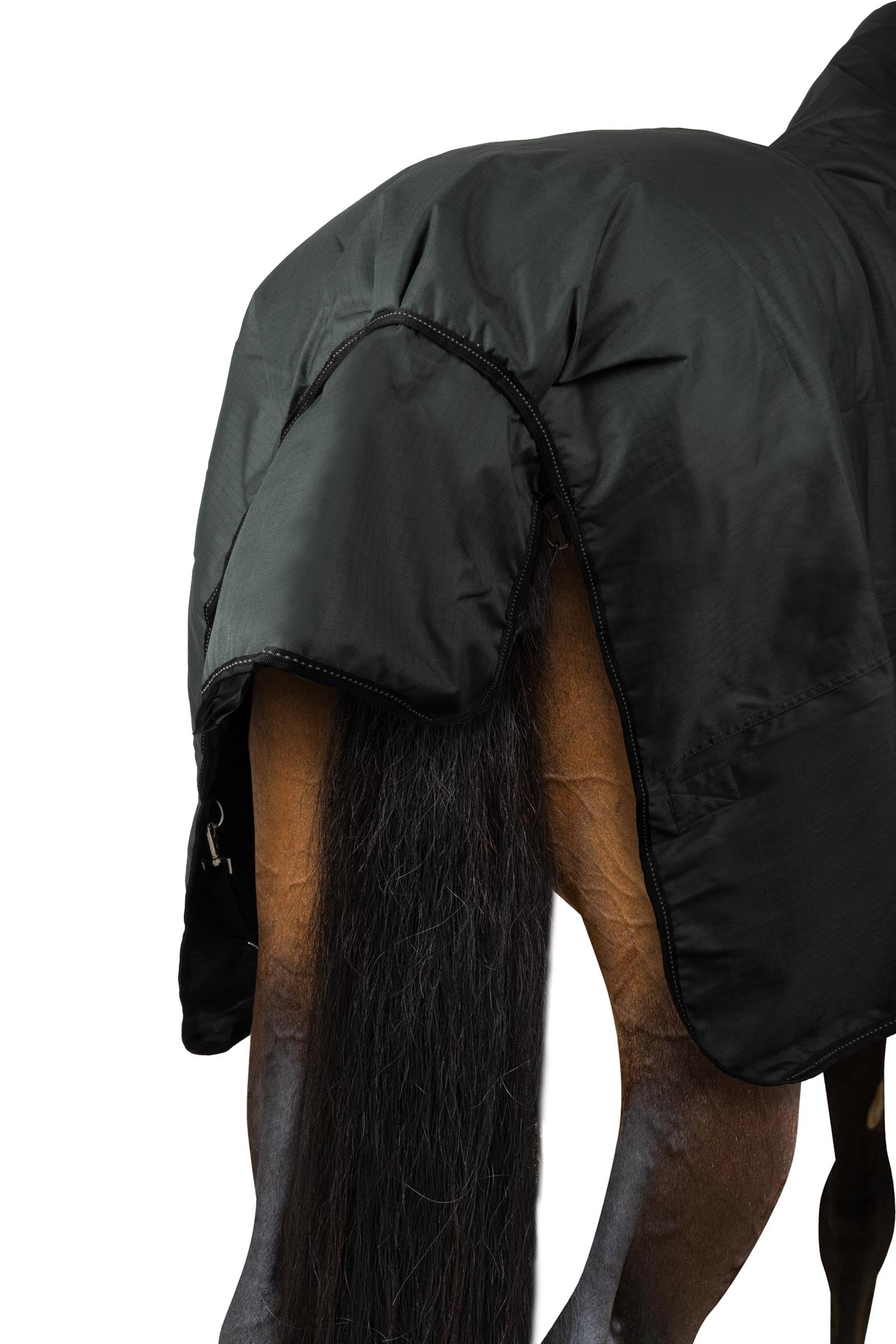 Horze Helsinki Turnout Rug With Half Neck, 50 g Horse Rugs