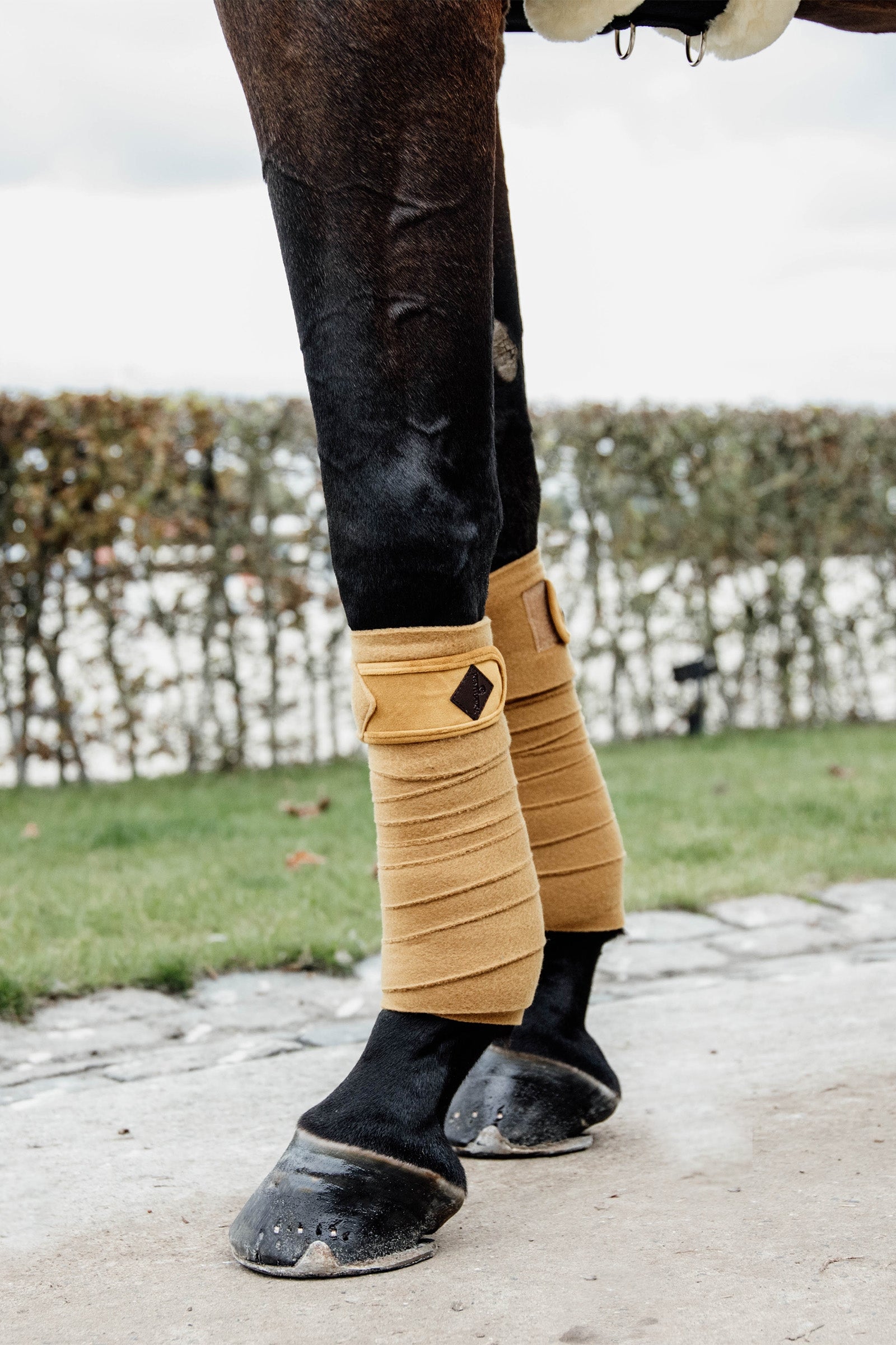 Kentucky Horsewear Velvet Polar Fleece Bandages Leg Protection & Hoof Protection for Horses