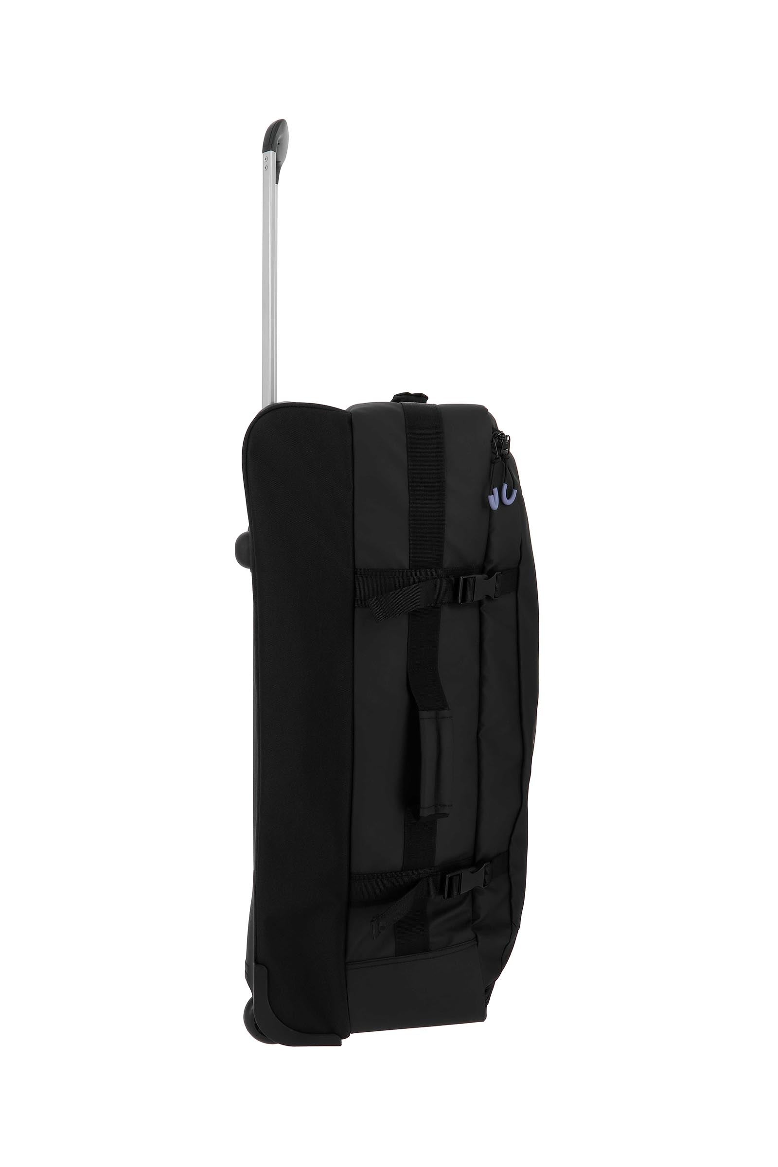 Pack shot 2