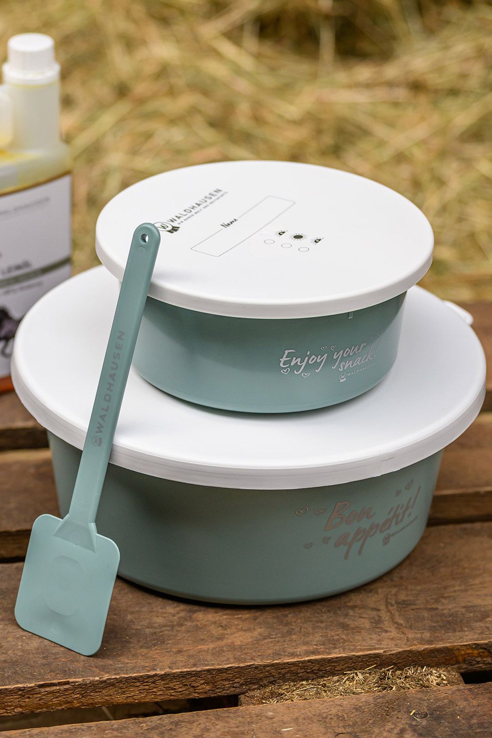 Waldhausen Muesli Bowl With Lid Horse Feeders & Waterers