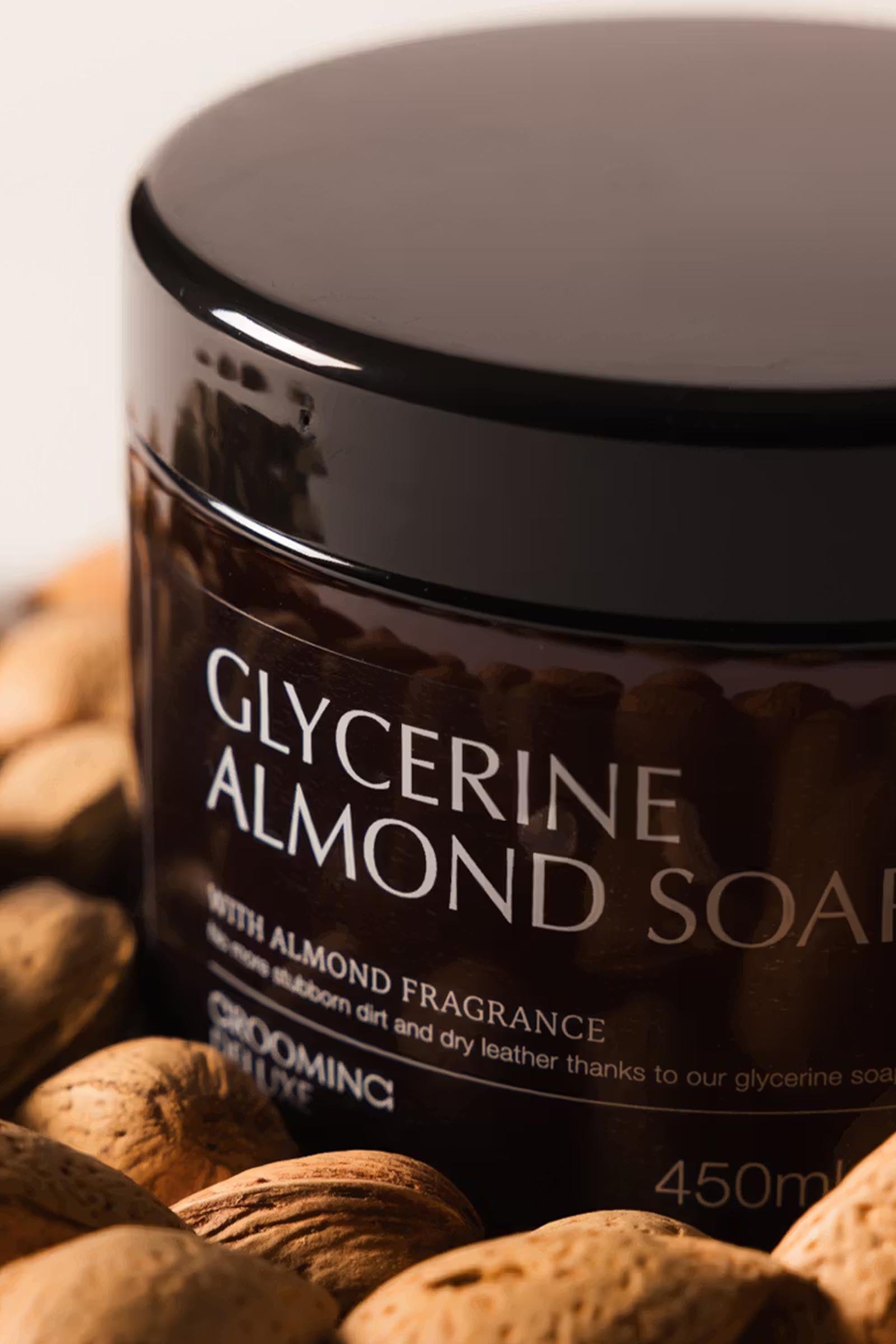 Grooming Deluxe Glycerine Almond Soap, 450 ml Horse Health Care