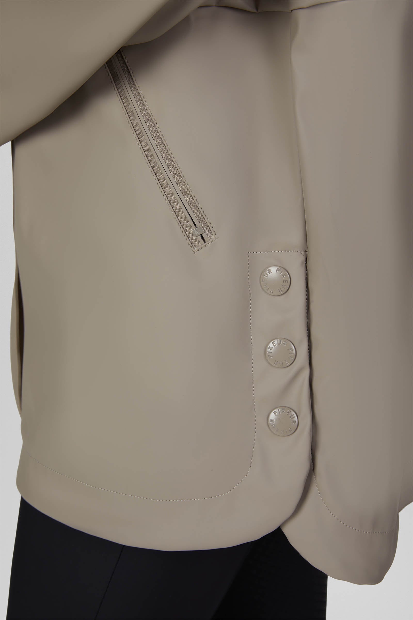 Pikeur Athleisure FW26 Pikeur Rainzip Cape Women’s Riding Clothing