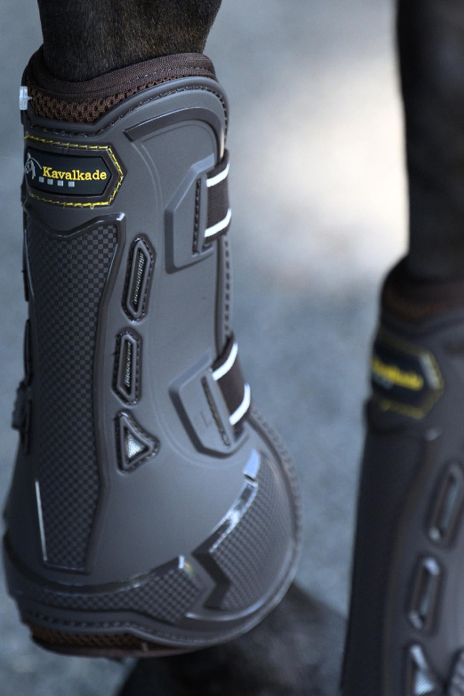 Kavalkade Breathe Brushing Boots With Mesh Leg & Hoof Protection