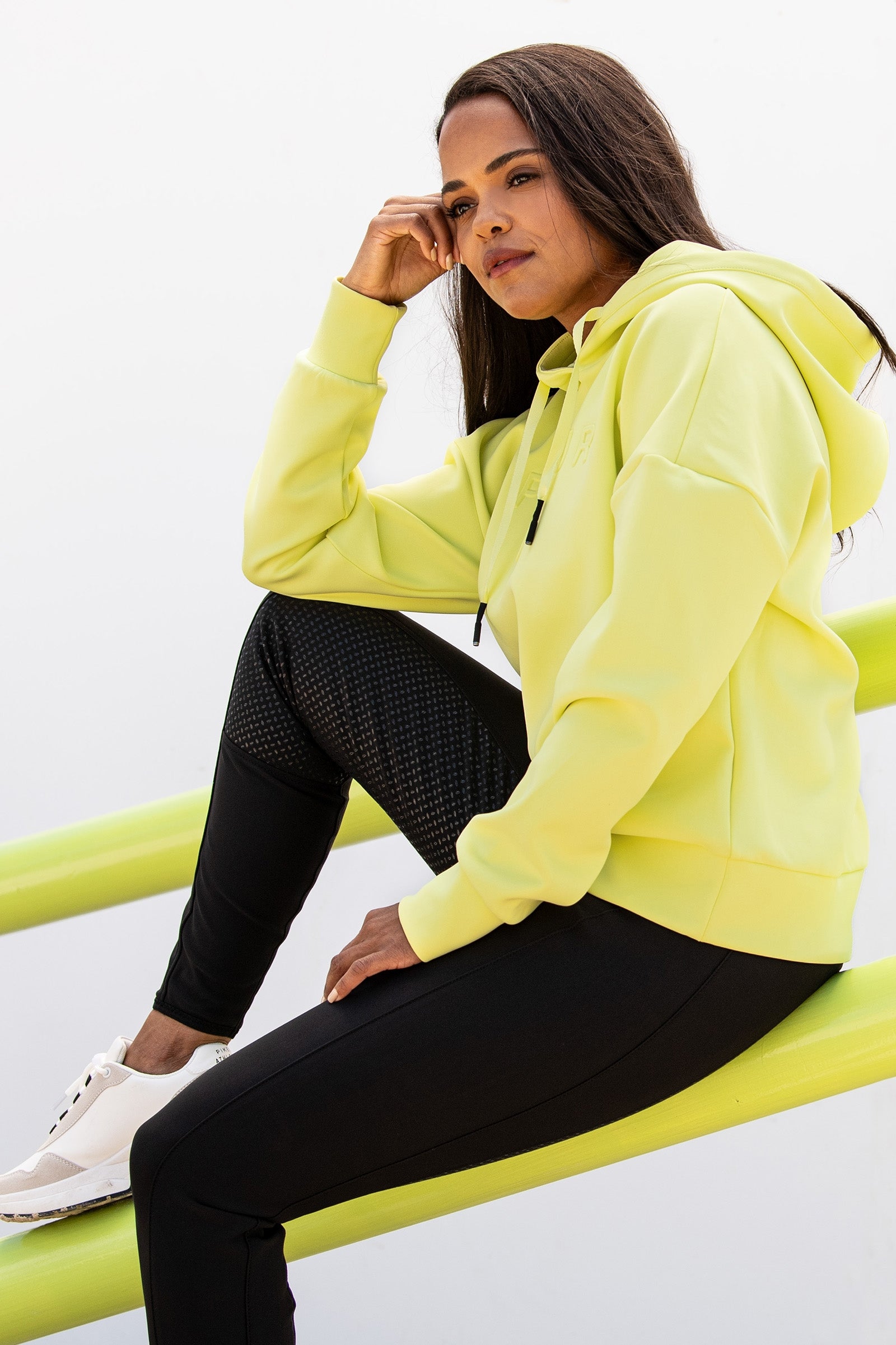 Model shot 1