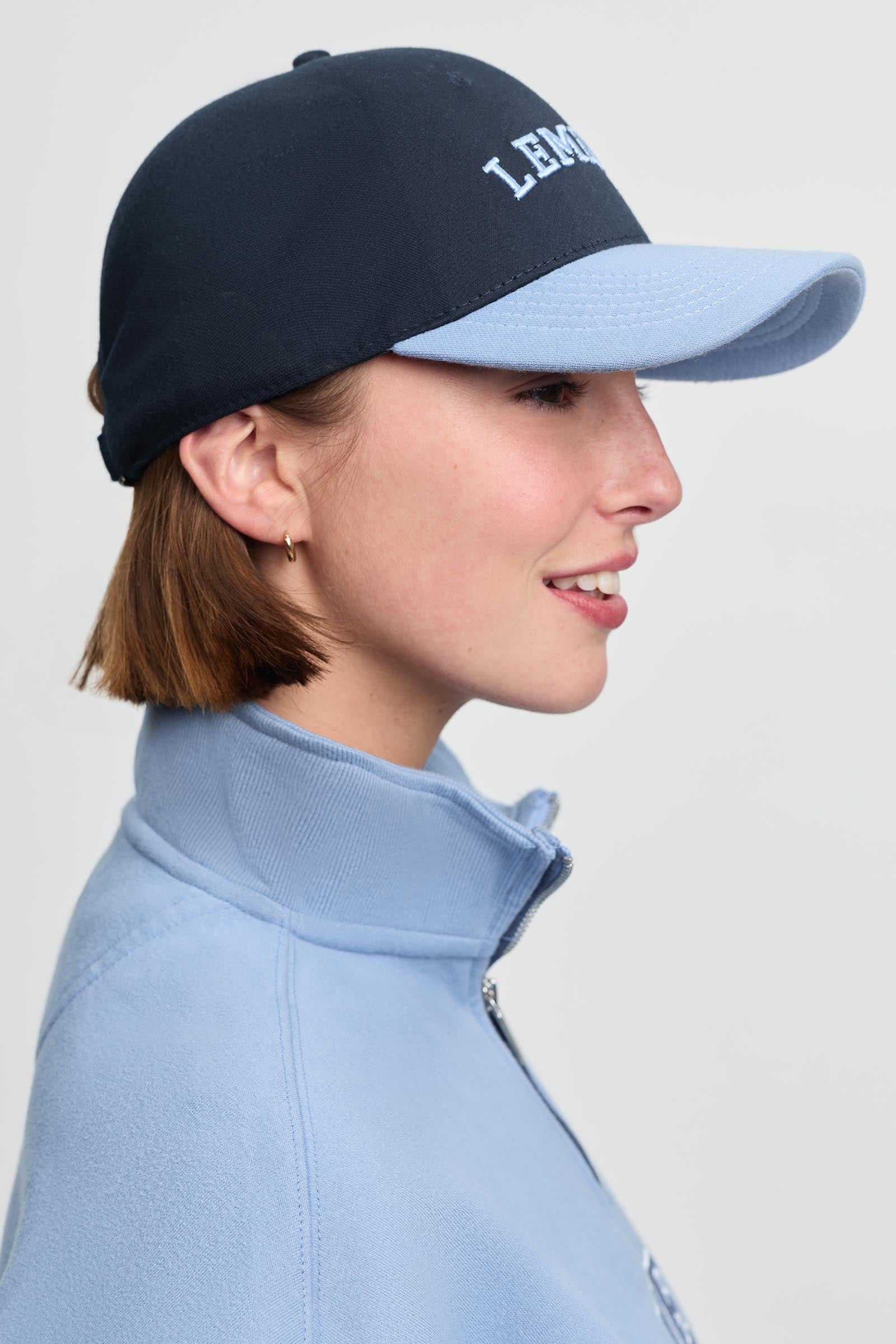 Model shot 2