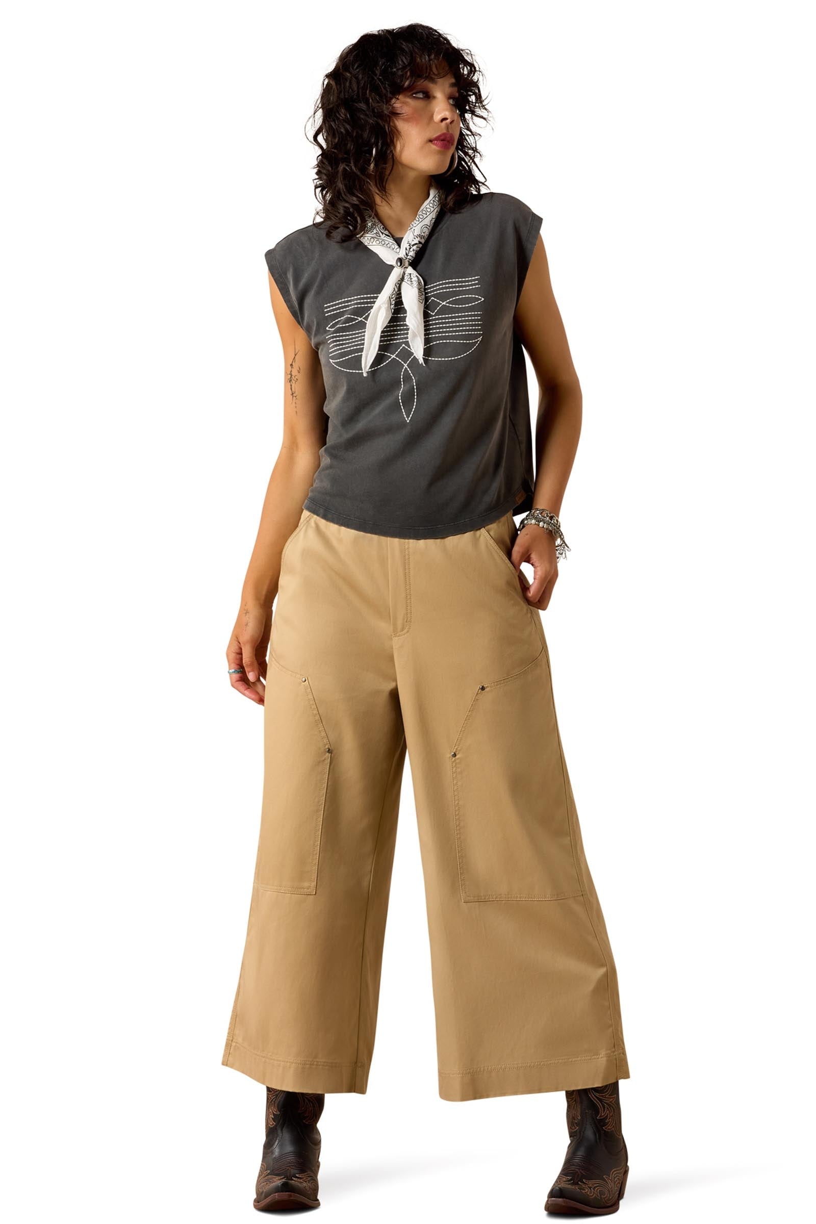 Ariat Women's Dallas Cropped T-Shirt Women’s Riding Clothing