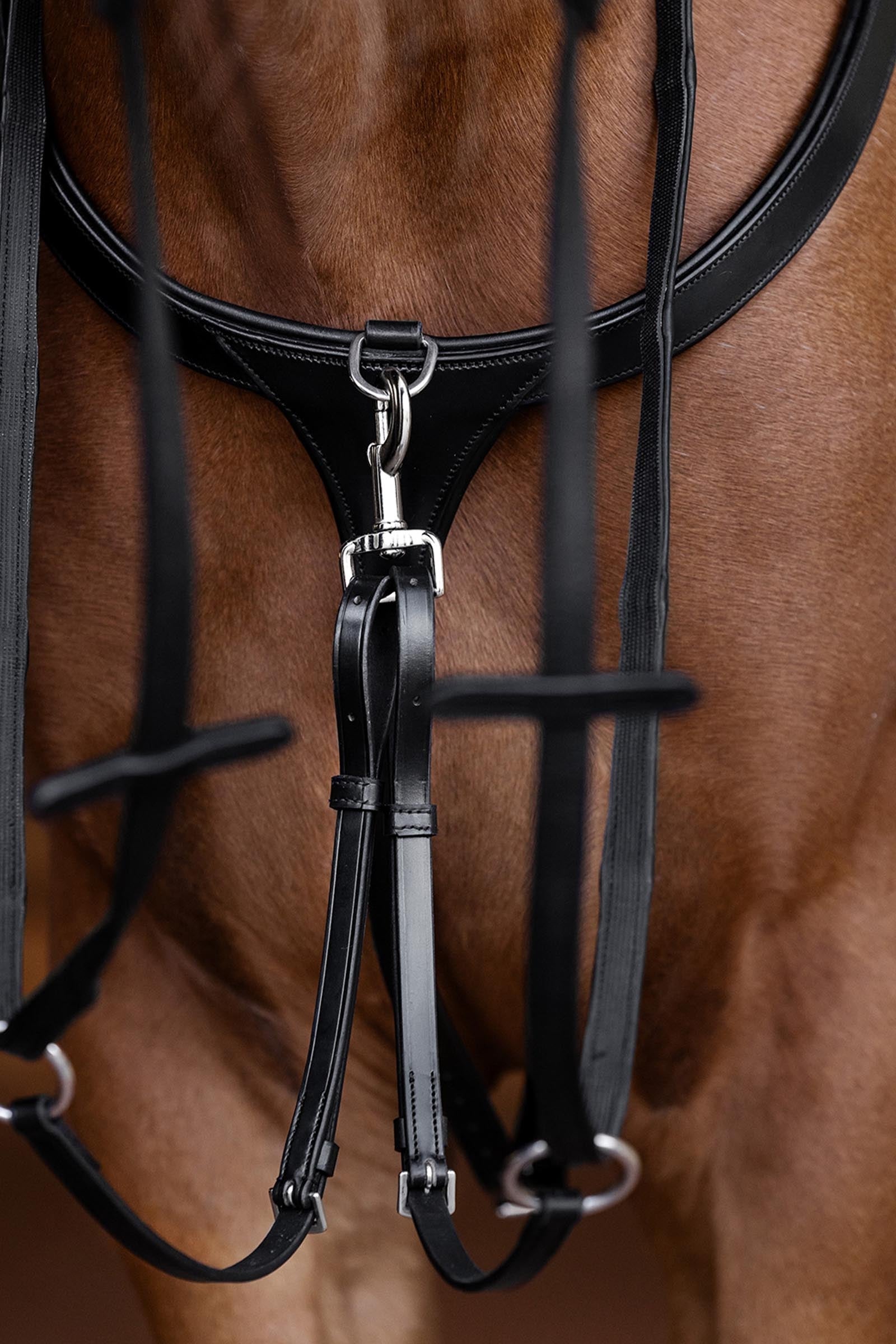 Waldhausen X-Line Breastplate With Long Bridge Bridles & Reins