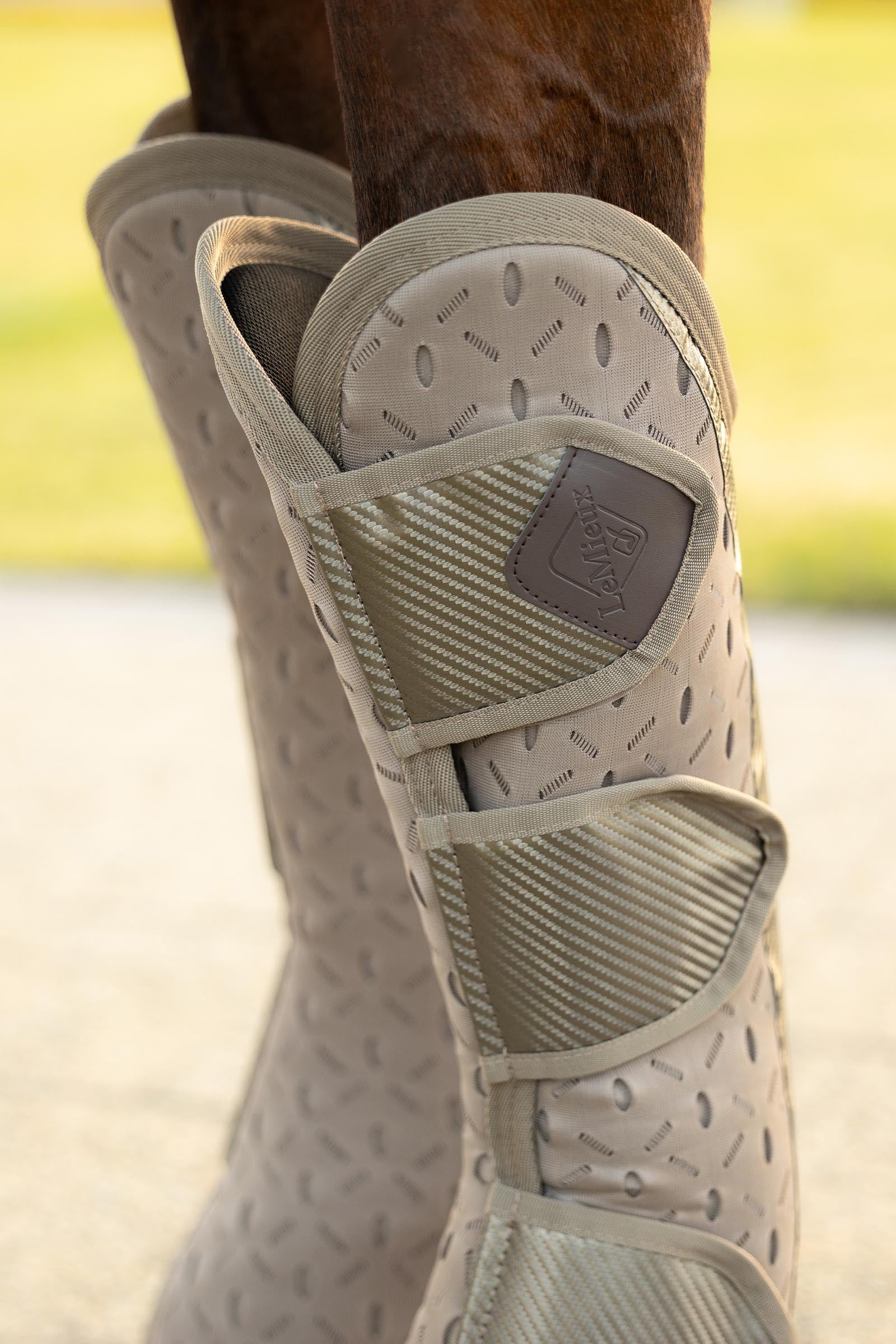 LeMieux Kudos 3D Mesh Travel Boots Leg Protection & Hoof Protection for Horses